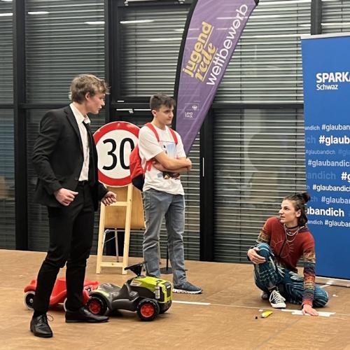 Bezirksredewettbewerb