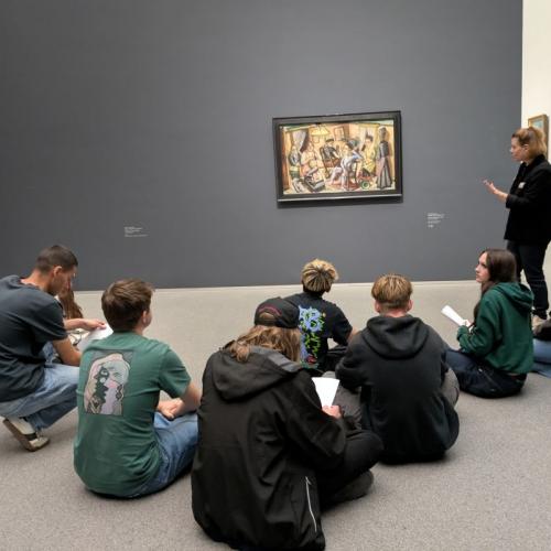 Schüler in der Pinakothek