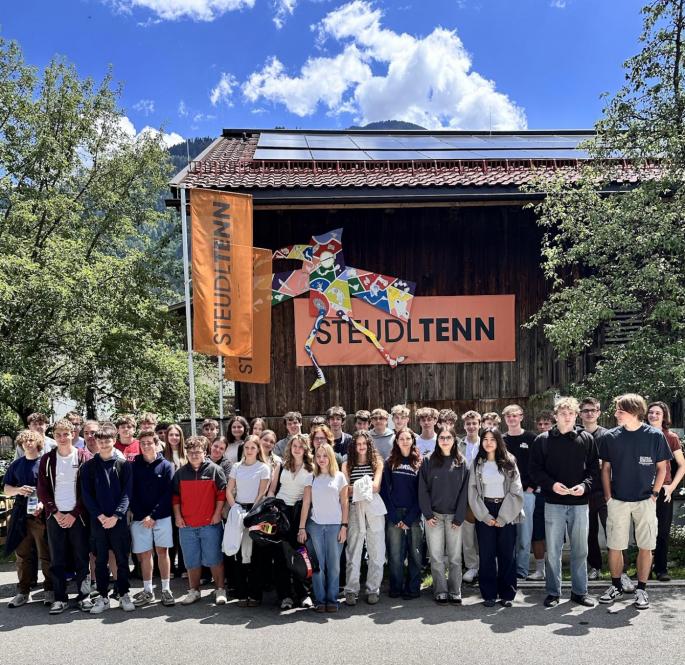 Klassen vor Steudltenn